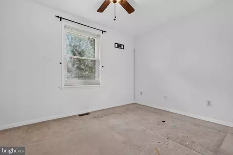 Bedroom - 828 Cold Spring Rd, Middle River, MD 21220 photo 1 of 7