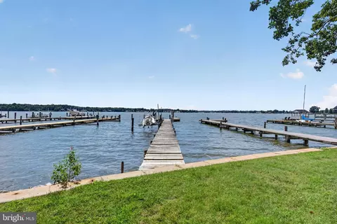 View/Area - 828 Cold Spring Rd, Middle River, MD 21220 photo 2 of 5