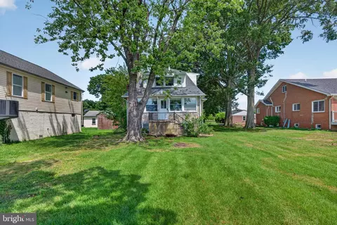 Exterior - 828 Cold Spring Rd, Middle River, MD 21220 photo 3 of 3