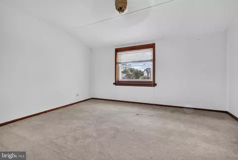 Bedroom - 828 Cold Spring Rd, Middle River, MD 21220 photo 6 of 7