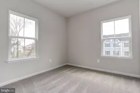 Bedroom - 2926 Shaws Rd, Edgemere, MD 21219 photo 2 of 2
