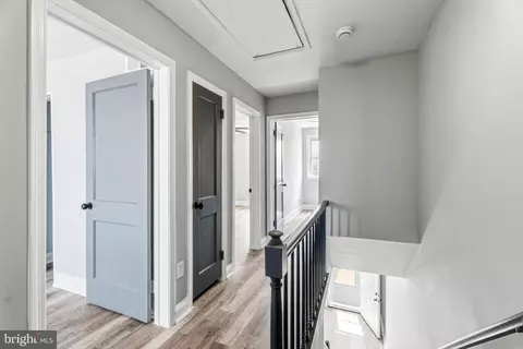 Entry Way - 2123 Graythorn Rd, Middle River, MD 21220 photo 6 of 10