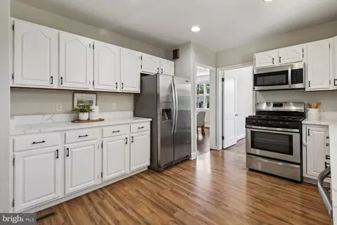 Kitchen - 3634 Eitemiller, Windsor Mill, MD 21244 photo 2 of 2
