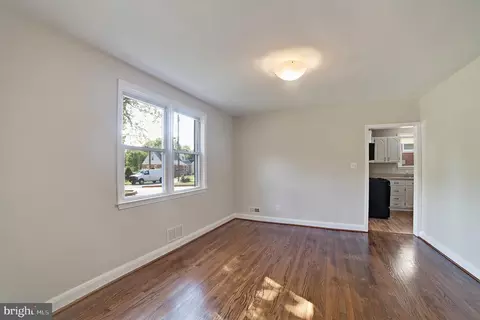 Living - 3634 Eitemiller, Windsor Mill, MD 21244 photo 3 of 6