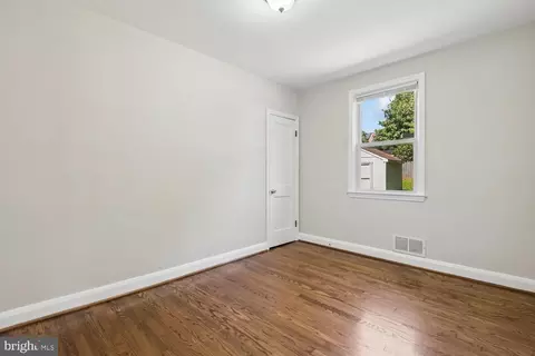 Bedroom - 3634 Eitemiller, Windsor Mill, MD 21244 photo 5 of 6