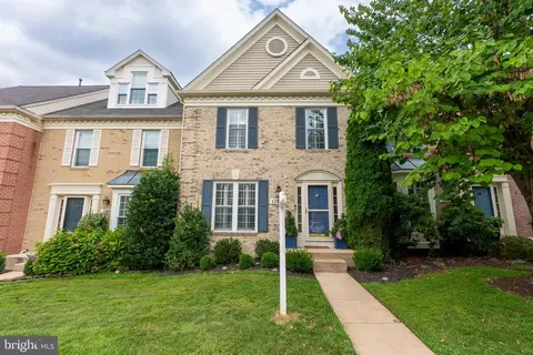 11905 Thurloe Dr, Lutherville Timonium, MD 21093