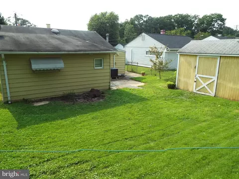 Exterior - 2407 Alma Rd, Halethorpe, MD 21227 photo 6 of 8