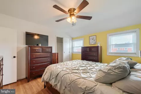 Bedroom - 2028 Ormand Rd, Dundalk, MD 21222 photo 2 of 3