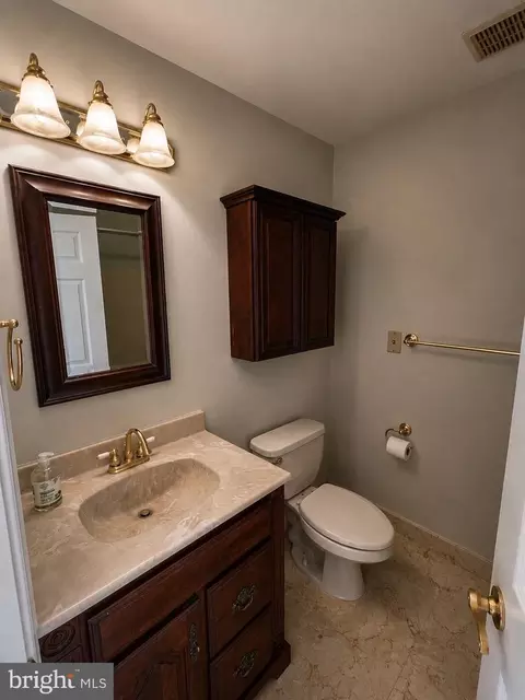 Bath - 9010 Hinton Ave, Sparrows Point, MD 21219 photo 3 of 4
