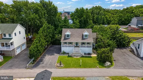 View/Area - 9010 Hinton Ave, Sparrows Point, MD 21219 photo 3 of 3