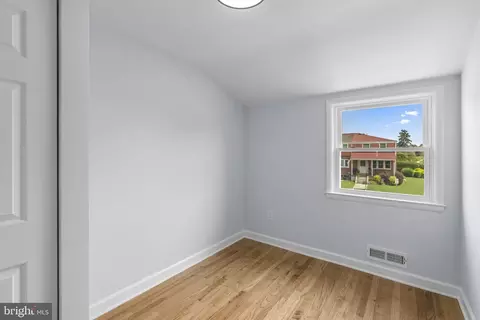 Bedroom - 1007 Linden Ave, Halethorpe, MD 21227 photo 5 of 5