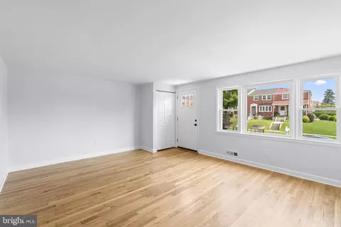 Living - 1007 Linden Ave, Halethorpe, MD 21227 photo 2 of 2