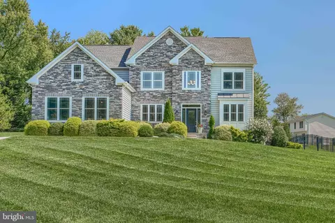 Exterior - 4802 Bart Allen Ln, Baldwin, MD 21013 photo 3 of 16