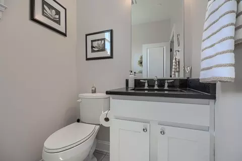 Bath - 4802 Bart Allen Ln, Baldwin, MD 21013 photo 1 of 11
