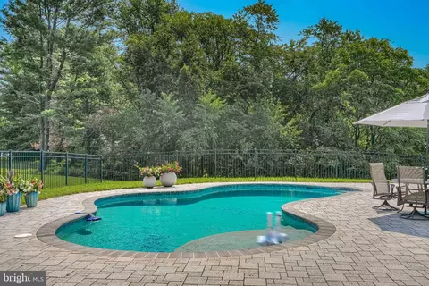 Exterior - 4802 Bart Allen Ln, Baldwin, MD 21013 photo 13 of 16