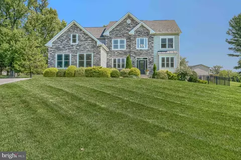 Exterior - 4802 Bart Allen Ln, Baldwin, MD 21013 photo 6 of 16