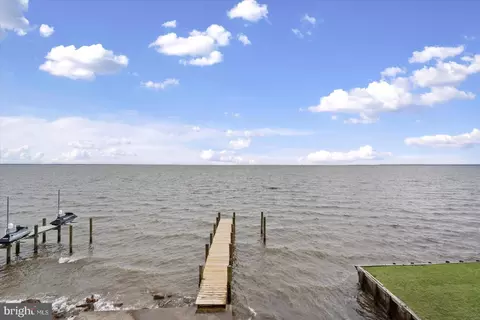 View/Area - 8823 Chesapeake Ave, Sparrows Point, MD 21219 photo 1 of 10