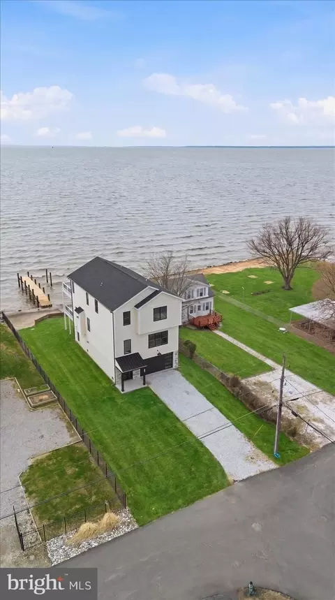 View/Area - 8823 Chesapeake Ave, Sparrows Point, MD 21219 photo 3 of 10