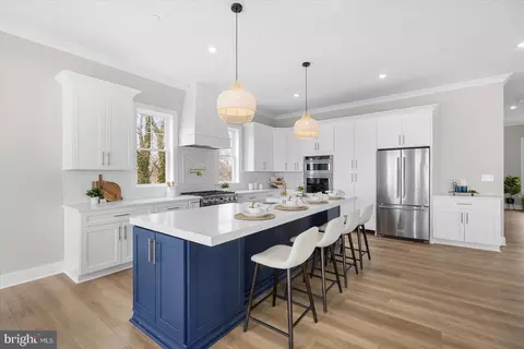 Kitchen - 8823 Chesapeake Ave, Sparrows Point, MD 21219 photo 2 of 13