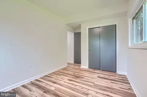 Bedroom - 6821 Barnett Rd, Baltimore, MD 21239 photo 4 of 6