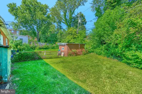 Exterior - 6821 Barnett Rd, Baltimore, MD 21239 photo 4 of 6