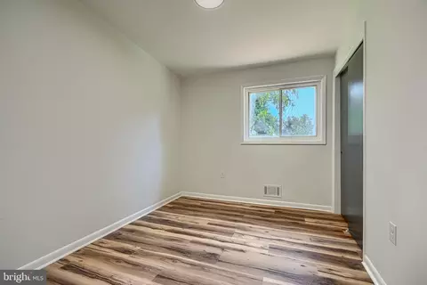 Bedroom - 6821 Barnett Rd, Baltimore, MD 21239 photo 6 of 6