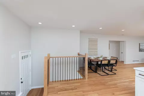 Entry Way - 4516 E Joppa Rd, Perry Hall, MD 21128 photo 3 of 4