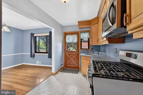 Kitchen - 2032 Ormand Rd, Dundalk, MD 21222 photo 1 of 4