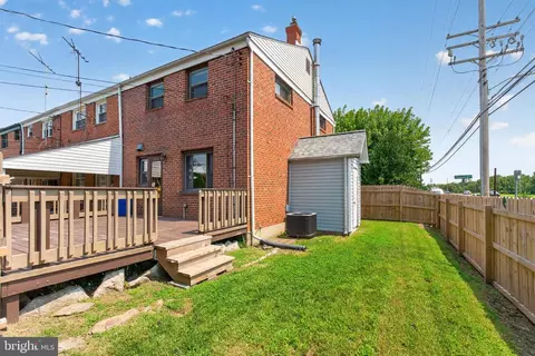 Exterior - 2032 Ormand Rd, Dundalk, MD 21222 photo 4 of 13