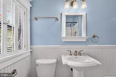 Bath - 2032 Ormand Rd, Dundalk, MD 21222 photo 2 of 5