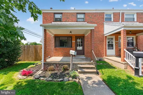 Exterior - 2032 Ormand Rd, Dundalk, MD 21222 photo 2 of 13
