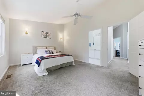 Bedroom - 534 Kinsale, Timonium, MD 21093 photo 2 of 4