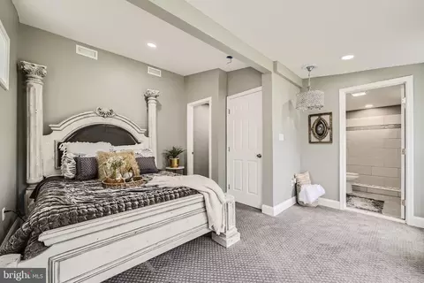 Bedroom - 822 Wise Ave, Dundalk, MD 21222 photo 2 of 6