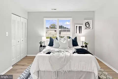 Bedroom - 2516 Maple Rd, Sparrows Point, MD 21219 photo 10 of 12