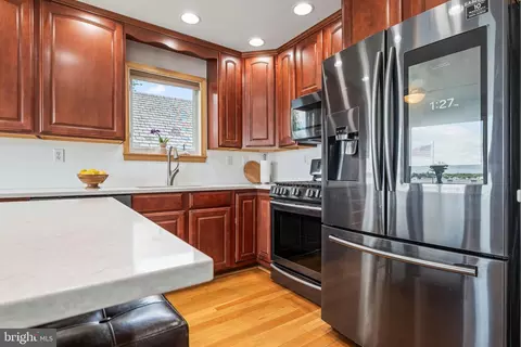 Kitchen - 7112 River Drive Rd, Sparrows Point, MD 21219 photo 5 of 6