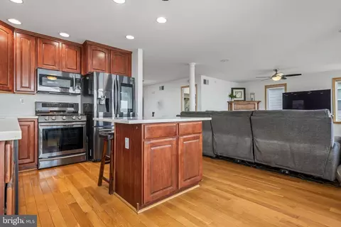 Kitchen - 7112 River Drive Rd, Sparrows Point, MD 21219 photo 3 of 6