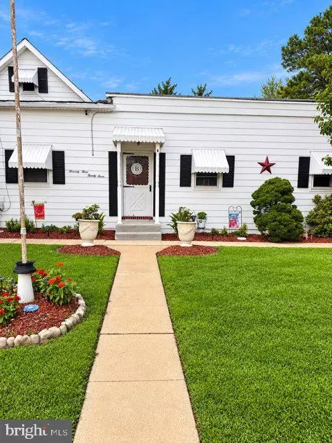 7423 N Point Rd, Edgemere, MD 21219