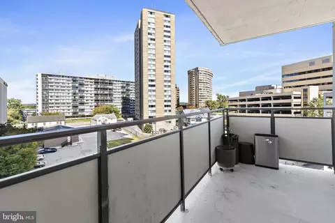 Exterior - 205 E Joppa Rd #602, Towson, MD 21286 photo 1 of 1