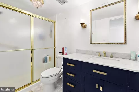 Bath - 205 E Joppa Rd #602, Towson, MD 21286 photo 3 of 3