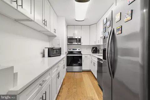 Kitchen - 205 E Joppa Rd #602, Towson, MD 21286 photo 3 of 3