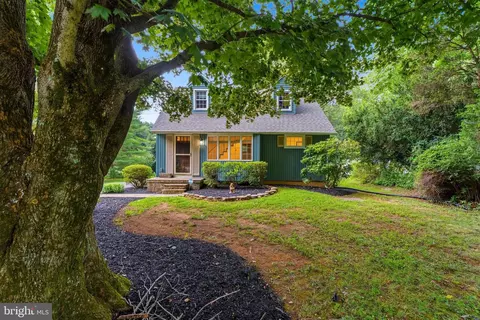 710 Berrymans Ln, Reisterstown, MD 21136
