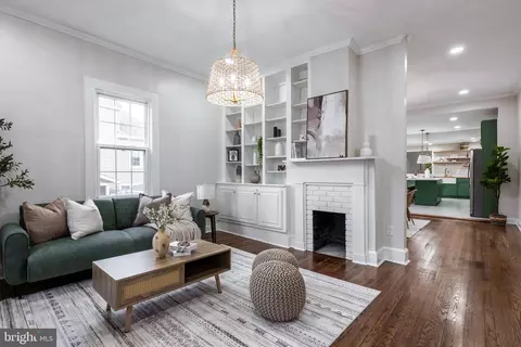 Living - 1807 Sutton Ave, Halethorpe, MD 21227 photo 4 of 4