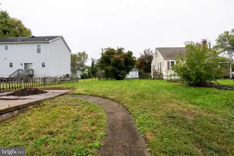Exterior - 1807 Sutton Ave, Halethorpe, MD 21227 photo 8 of 9