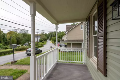 Exterior - 1807 Sutton Ave, Halethorpe, MD 21227 photo 4 of 9