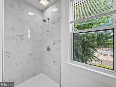 Bath - 5900 Hamilton Ave, Rosedale, MD 21237 photo 4 of 4