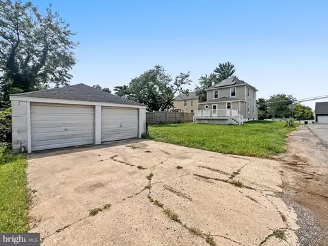 Exterior - 5900 Hamilton Ave, Rosedale, MD 21237 photo 4 of 4