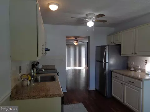 Kitchen - 3927 Cutty Sark Rd, Middle River, MD 21220 photo 2 of 5