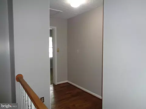 Entry Way - 3927 Cutty Sark Rd, Middle River, MD 21220 photo 1 of 8