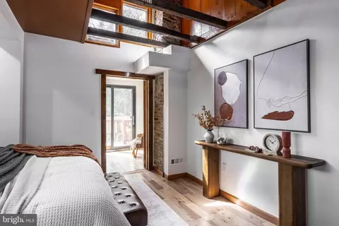 Entry Way - 6202 Smith Ave, Baltimore, MD 21209 photo 4 of 6