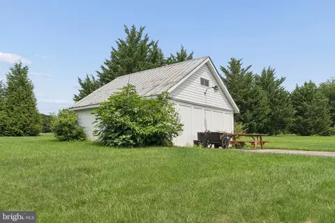 Exterior - 21101 York Rd, Parkton, MD 21120 photo 12 of 12